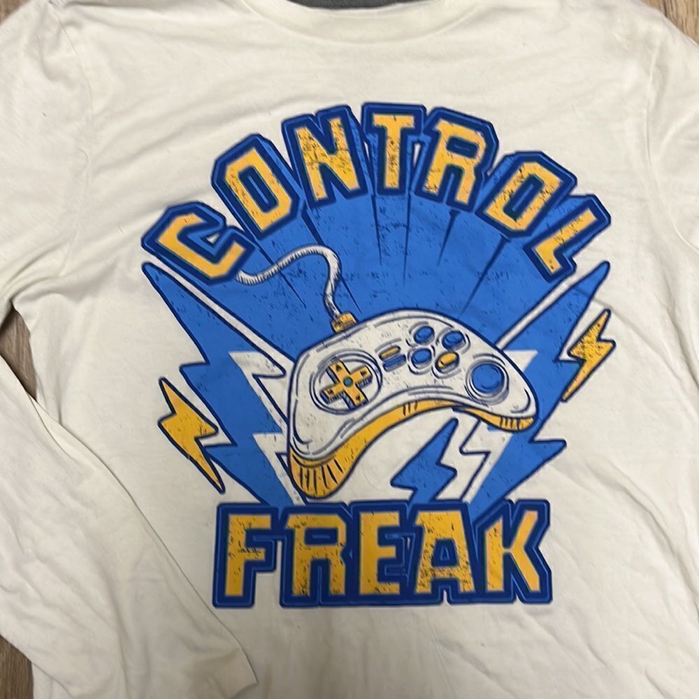 ARIZONA Youth White "Control Freak" Logo Long Sleeved Tee Shirt. Extra Large - Picture 2 of 6